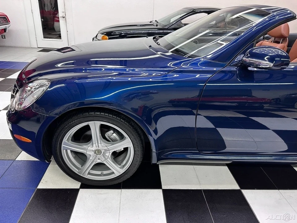 2005 Lexus SC430 - Image 8 of 21