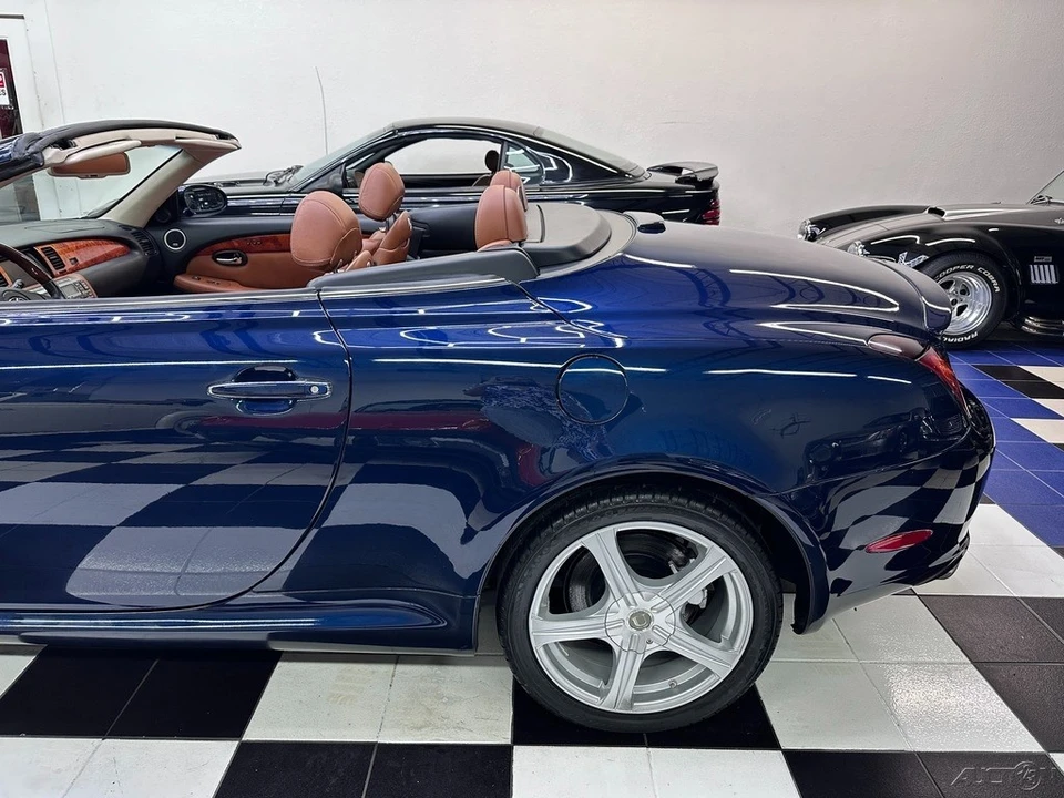 2005 Lexus SC430 - Image 12 of 21
