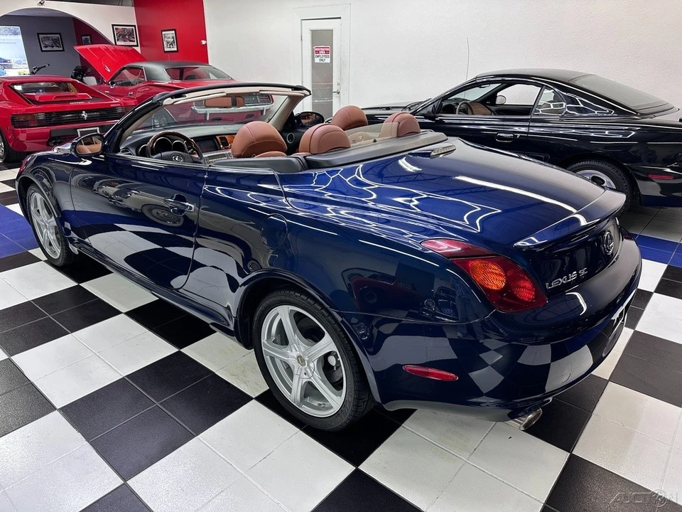 2005 Lexus SC430 - Image 16 of 21