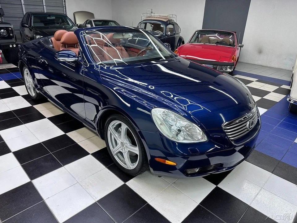 2005 Lexus SC430 - Image 2 of 21
