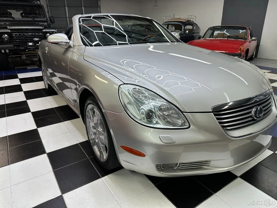 2005 Lexus SC430 - Image 3 of 24
