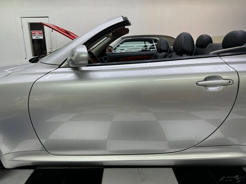 2005 Lexus SC430 - Image 14 of 24