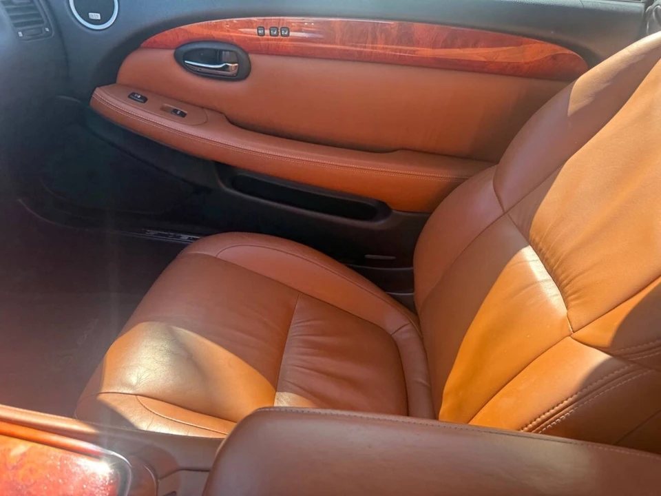 2005 Lexus SC430 - Image 9 of 31