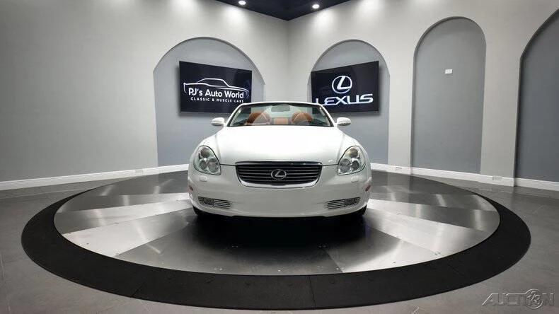 2005 Lexus SC430 - Image 8 of 24