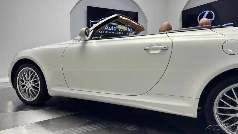 2005 Lexus SC430 - Image 21 of 24