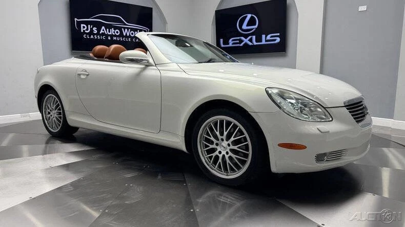 2005 Lexus SC430 - Image 11 of 24