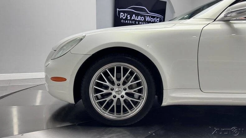 2005 Lexus SC430 - Image 15 of 24