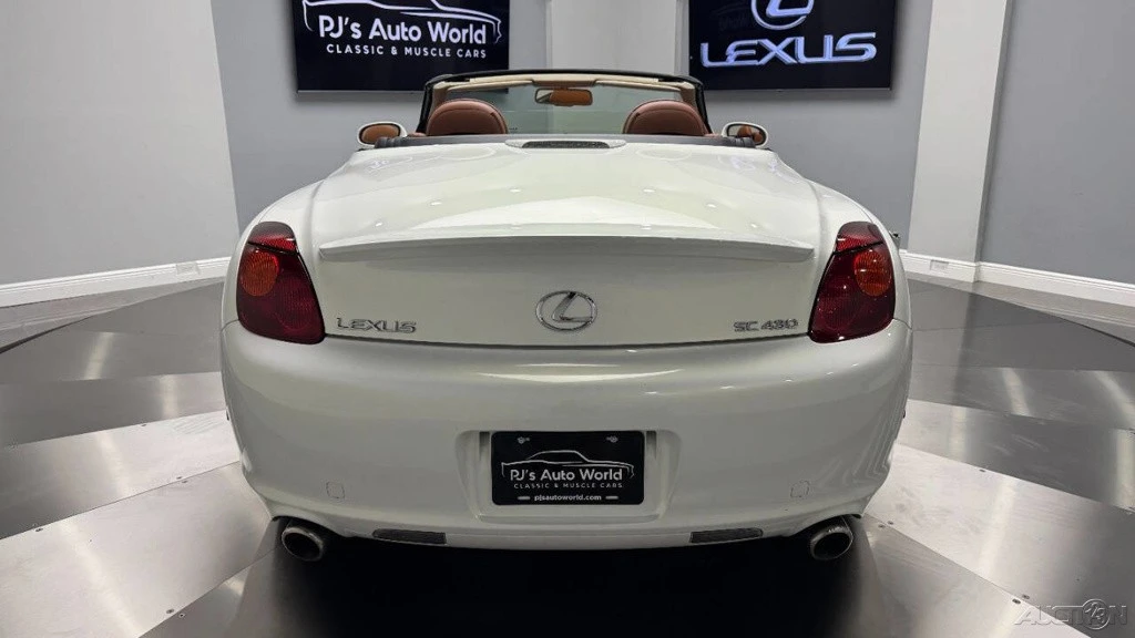 2005 Lexus SC430 - Image 17 of 21