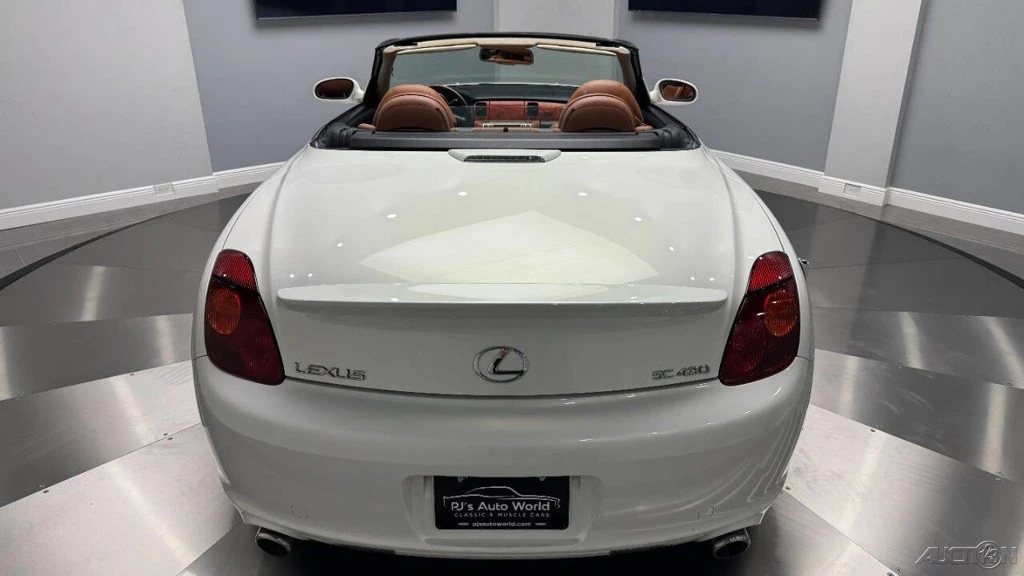 2005 Lexus SC430 - Image 18 of 21