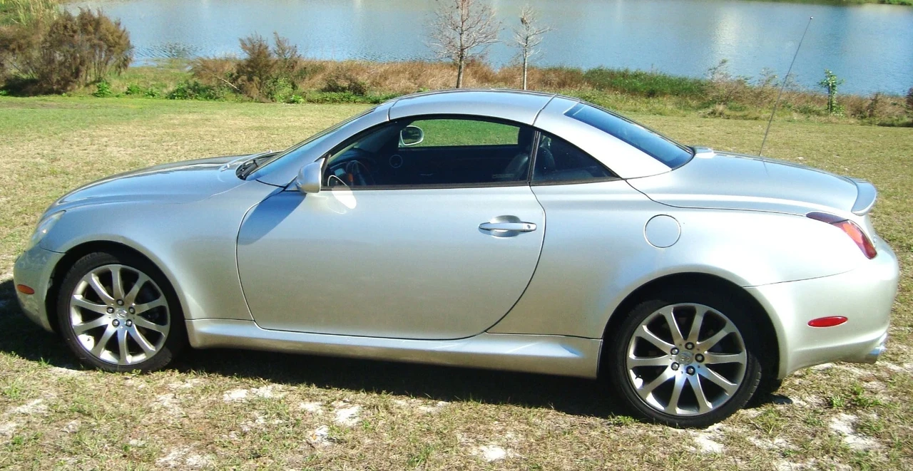 2005 Lexus SC430 - Image 6 of 21