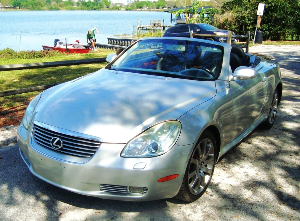 2005 Lexus SC430 - Image 17 of 21
