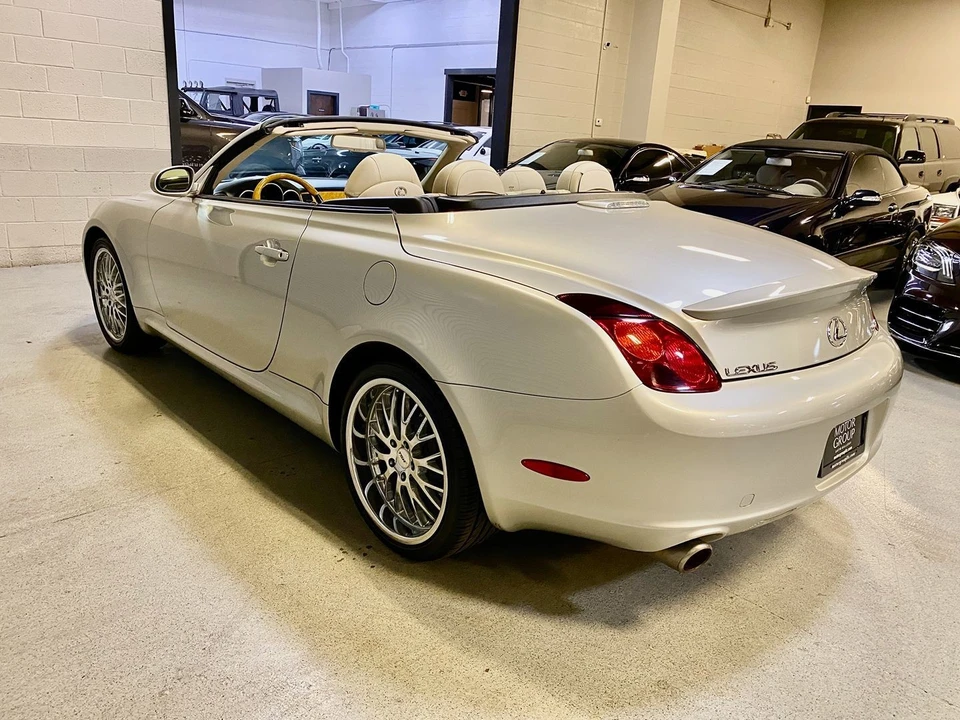 2005 Lexus SC430 - Image 6 of 31