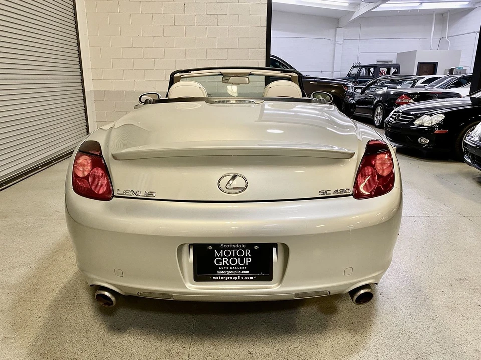 2005 Lexus SC430 - Image 8 of 31