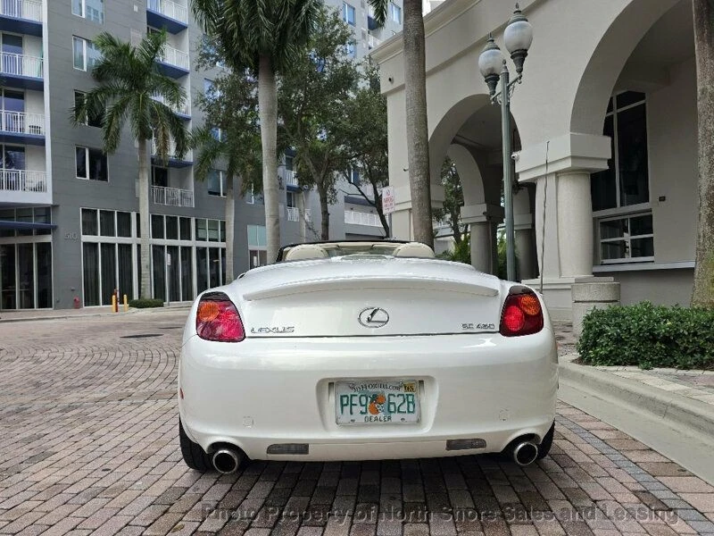 2005 Lexus SC430 - Image 9 of 12