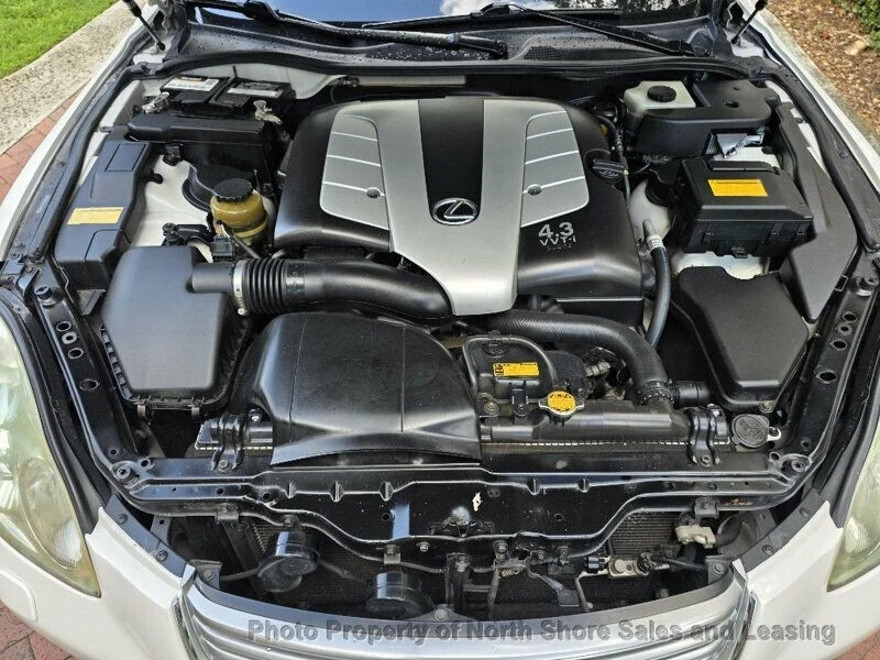 2005 Lexus SC430 - Image 10 of 12