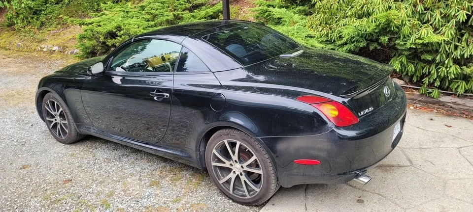 2005 Lexus SC430 - Image 3 of 4