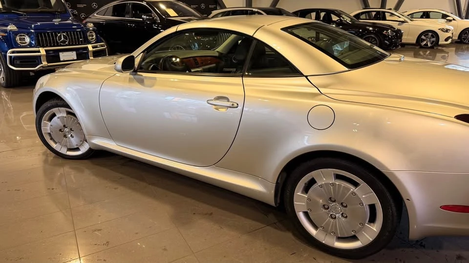 2005 Lexus SC430 - Image 5 of 20