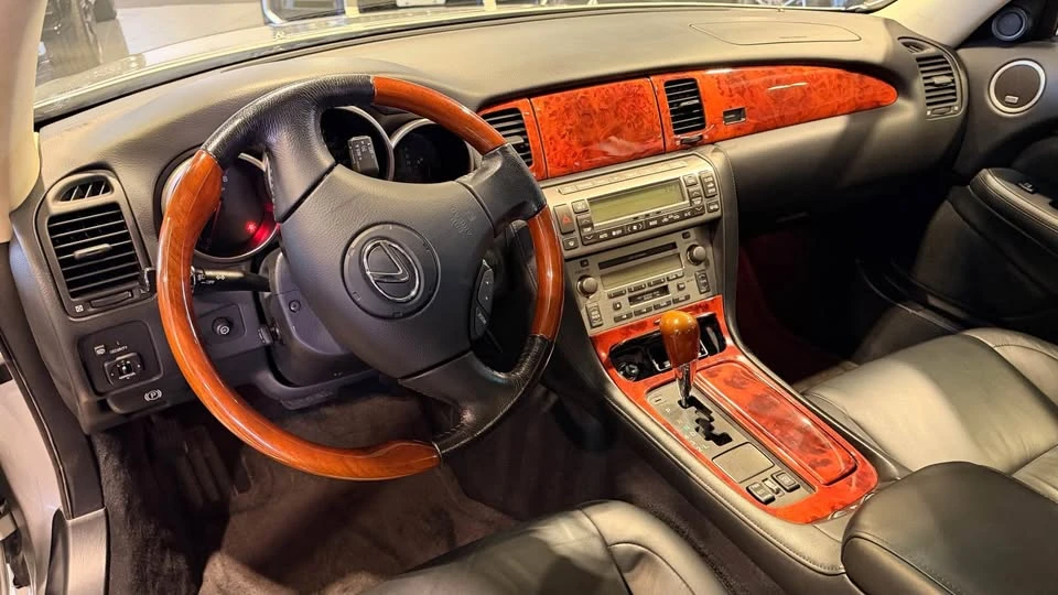 2005 Lexus SC430 - Image 6 of 20