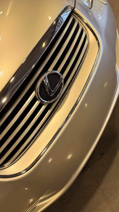 2005 Lexus SC430 - Image 3 of 20