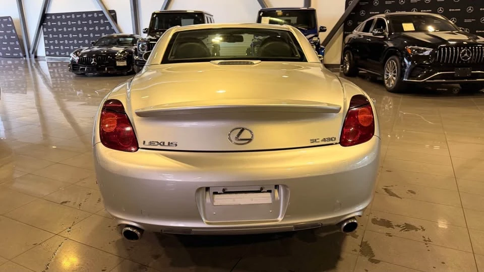 2005 Lexus SC430 - Image 19 of 20