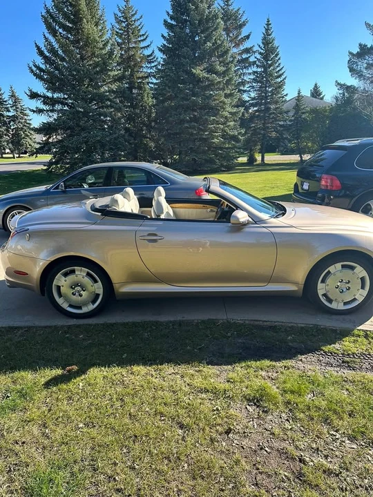 2005 Lexus SC430 - Image 2 of 6