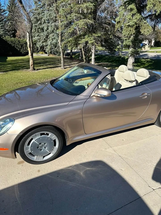 2005 Lexus SC430 - Image 3 of 6