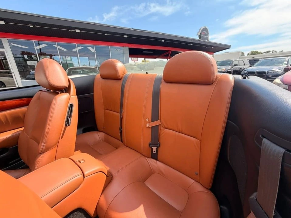 2005 Lexus SC430 - Image 16 of 20