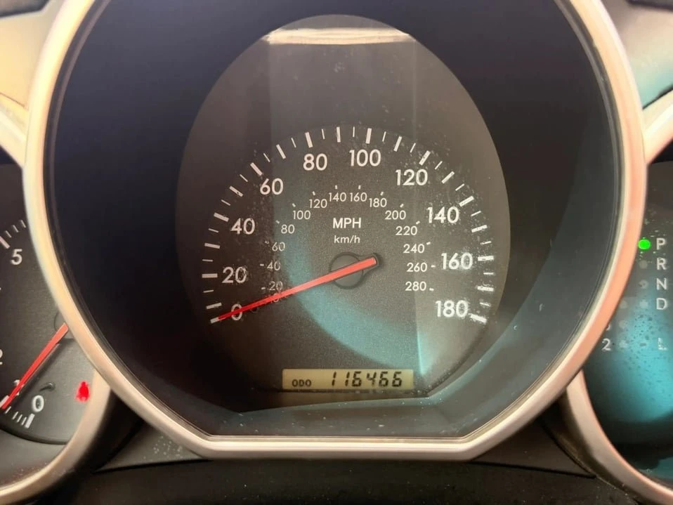 2005 Lexus SC430 - Image 8 of 20