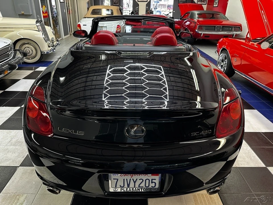 2005 Lexus SC430 - Image 18 of 24