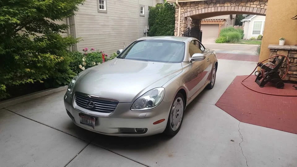 2005 Lexus SC430 - Image 2 of 3