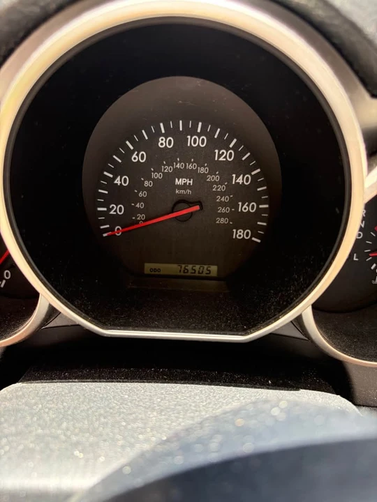 2005 Lexus SC430 - Image 2 of 7