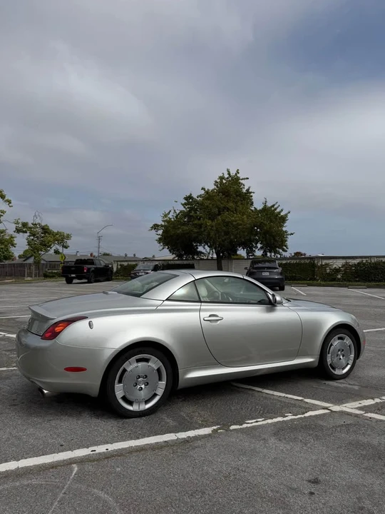 2005 Lexus SC430 - Image 5 of 19