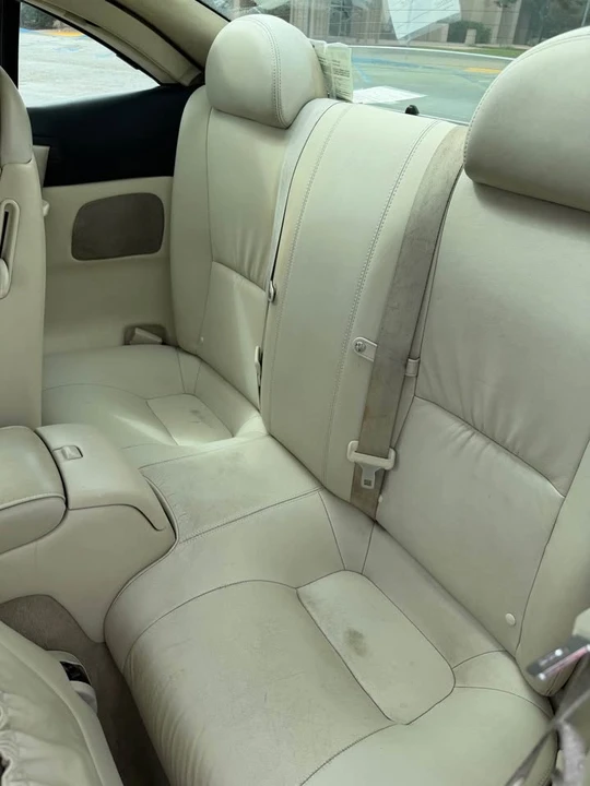 2005 Lexus SC430 - Image 11 of 19