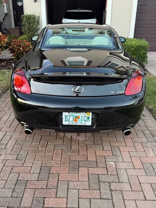 2005 Lexus SC430 - Image 3 of 9