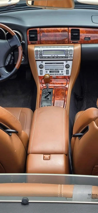 2005 Lexus SC430 - Image 8 of 12