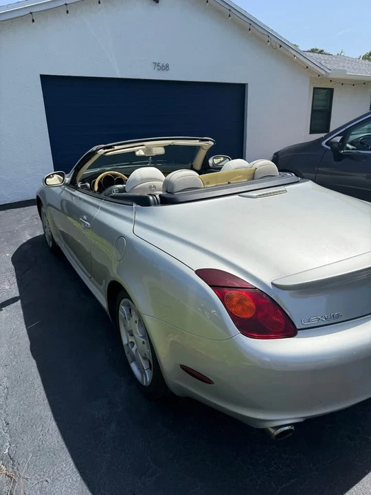 2005 Lexus SC430 - Image 7 of 8