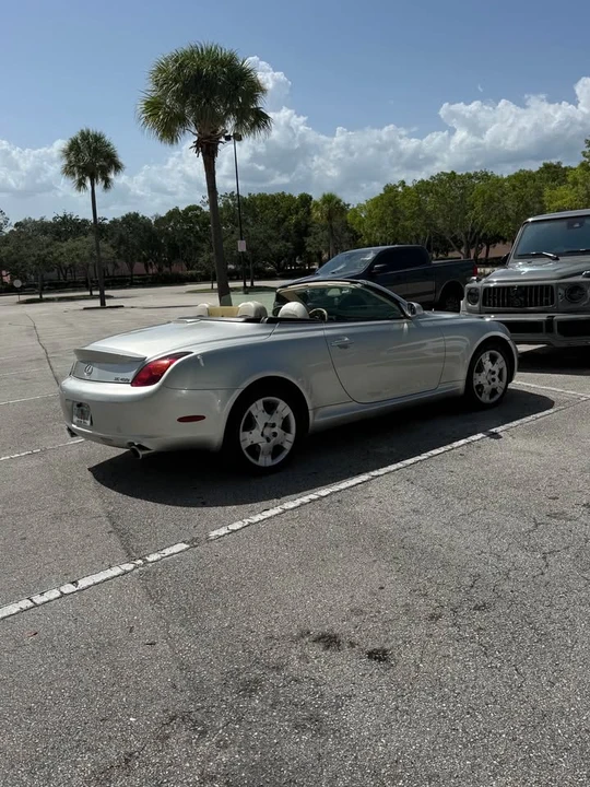 2005 Lexus SC430 - Image 4 of 8