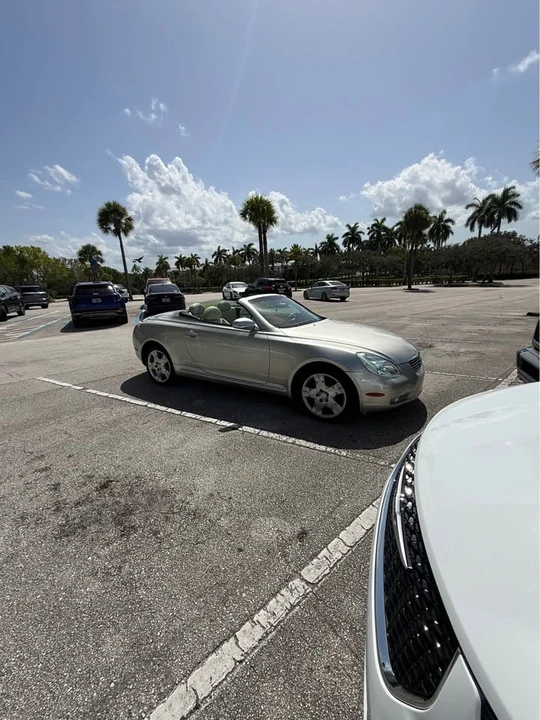 2005 Lexus SC430 - Image 5 of 8