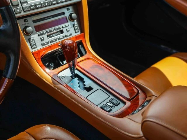 2005 Lexus SC430 - Image 26 of 31