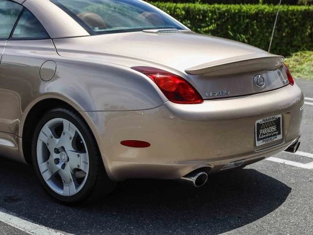2005 Lexus SC430 - Image 10 of 31