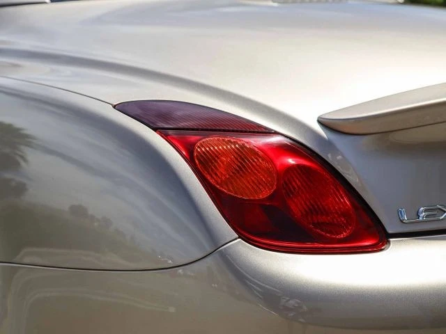 2005 Lexus SC430 - Image 11 of 31