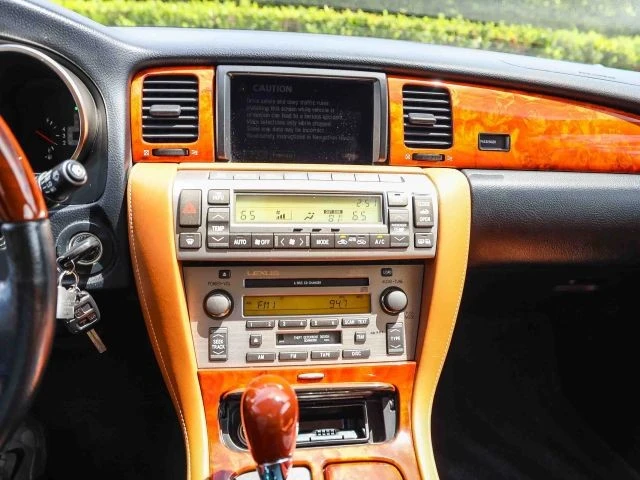 2005 Lexus SC430 - Image 30 of 31