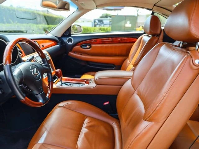 2005 Lexus SC430 - Image 23 of 31