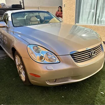 2005 Lexus SC 430 Convertible 2D