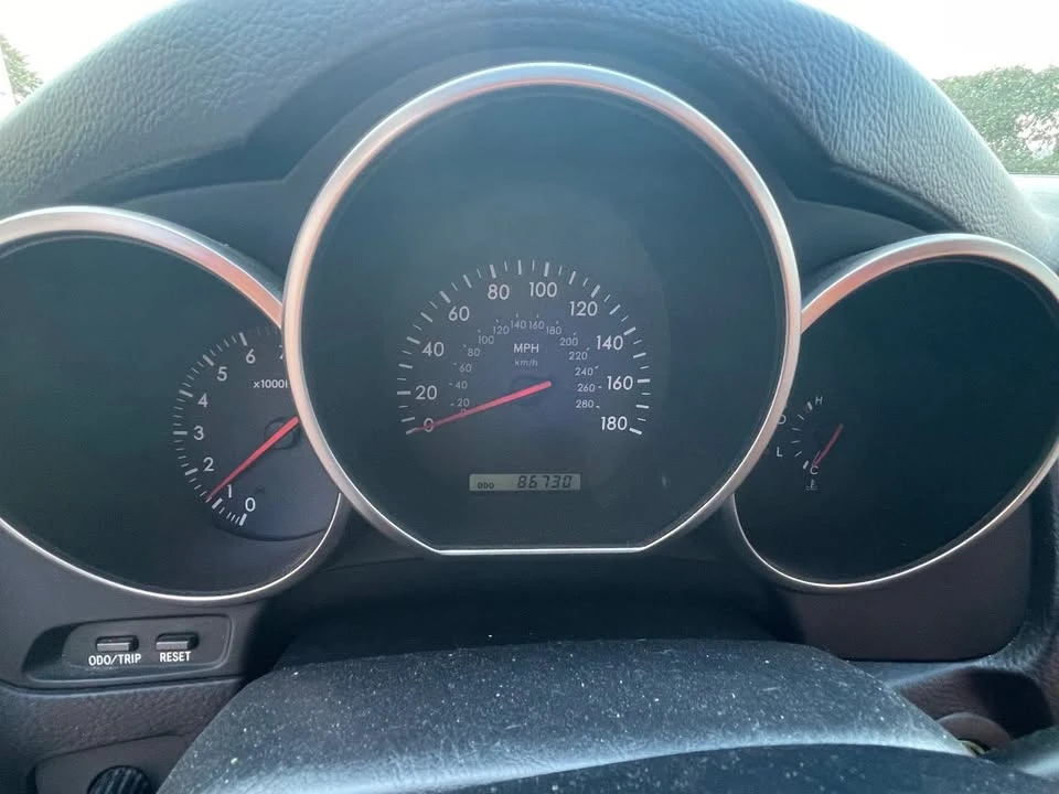 2005 Lexus SC430 - Image 19 of 20