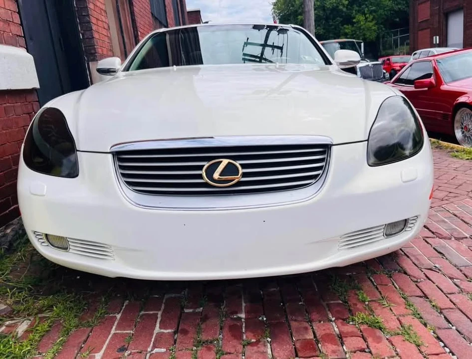 2005 Lexus SC430 - Image 2 of 7