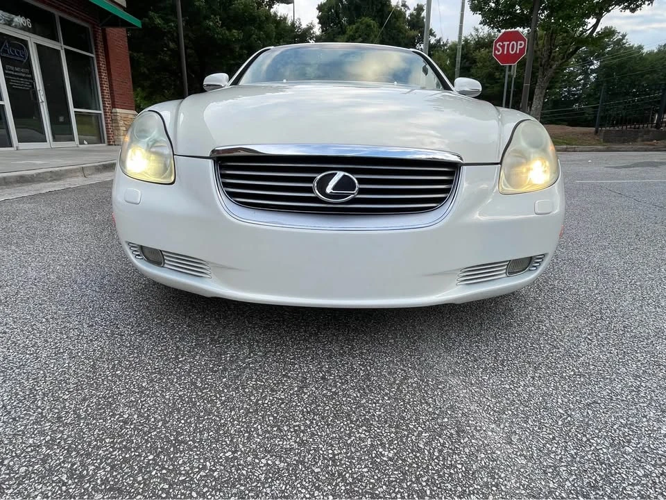 2005 Lexus SC430 - Image 11 of 16