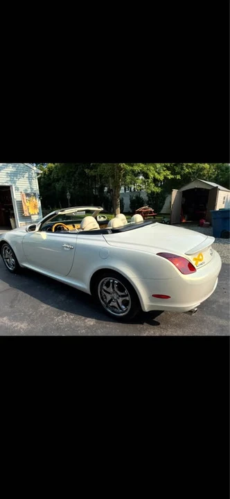 2005 Lexus SC430 - Image 10 of 12