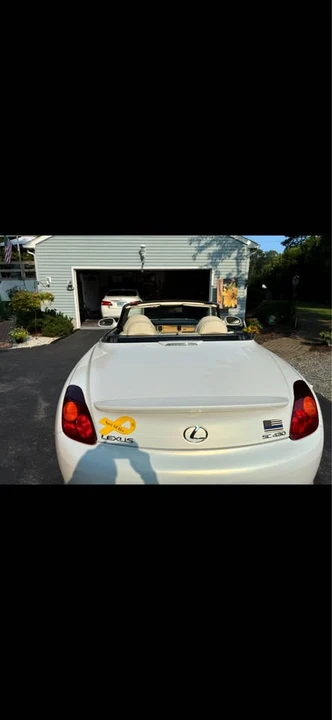 2005 Lexus SC430 - Image 11 of 12