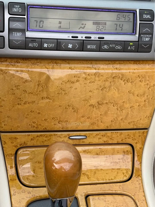 2005 Lexus SC430 - Image 12 of 12